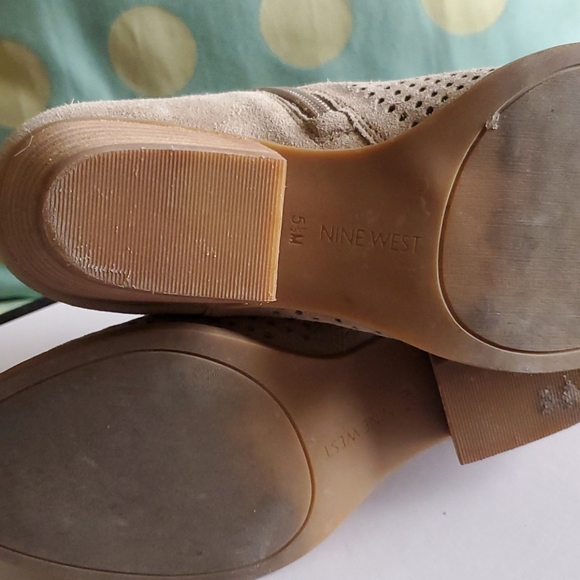 New Nine West taupe boots. 5.5 - Picture 11 of 12